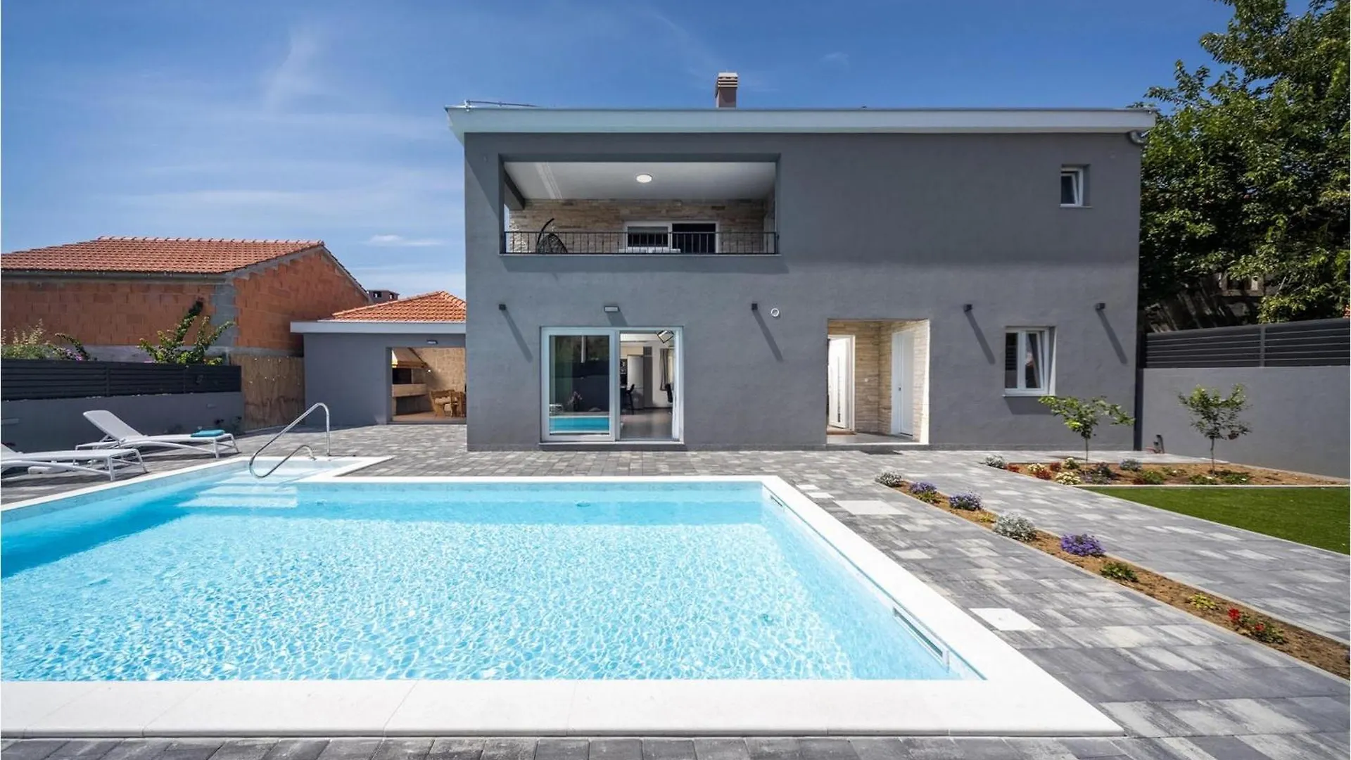 Villa Bibinje 0*,